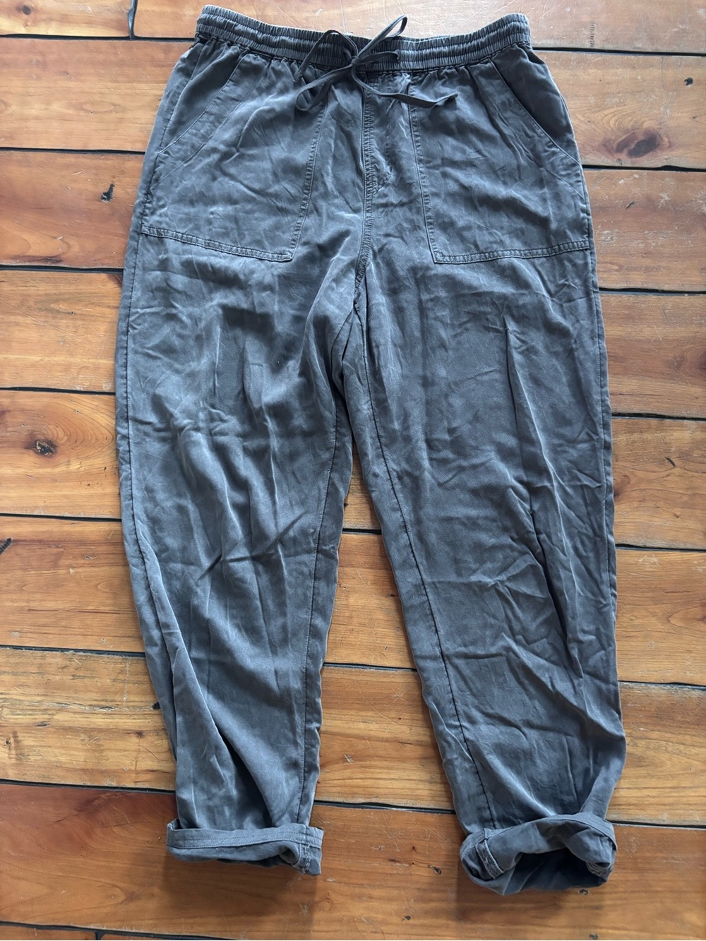Relaxed Drawstring Women’s Pants in Gray